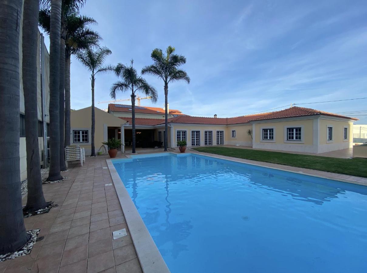 B&B With Heated Pool Sao Martinho do Porto Exterior photo