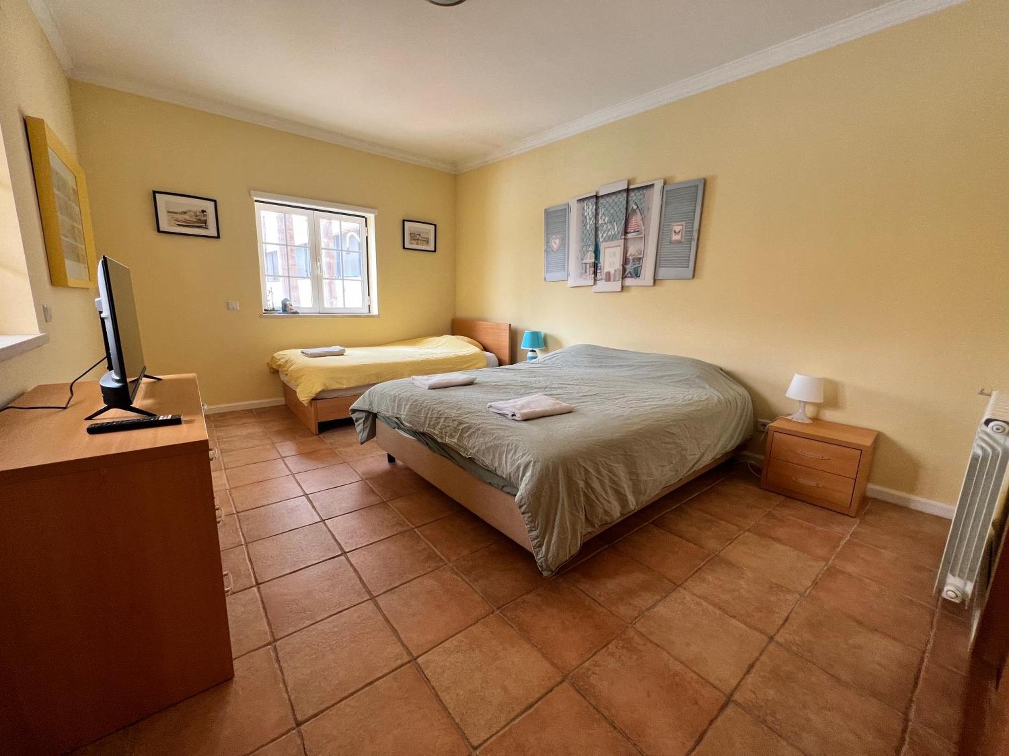 B&B With Heated Pool Sao Martinho do Porto Exterior photo